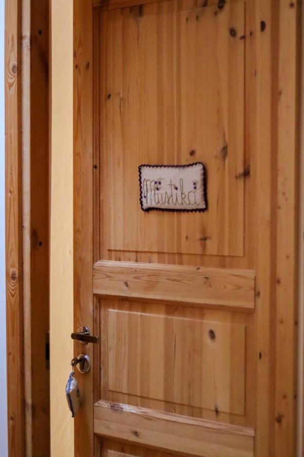 Samblatalu Homestay Laulasmaa Esterno foto
